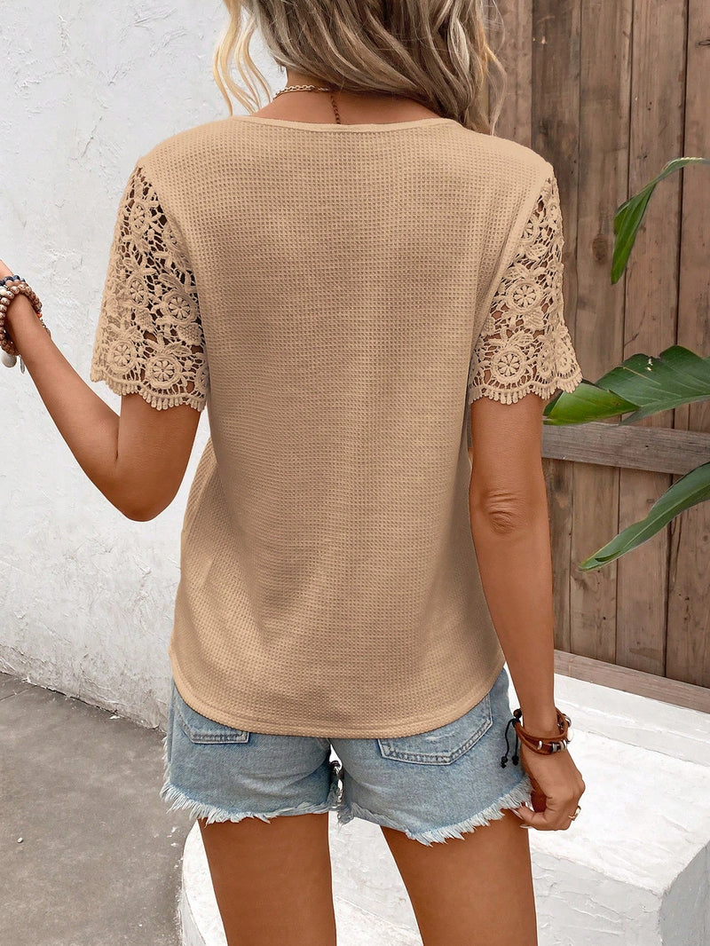 Blusa detalhe renda