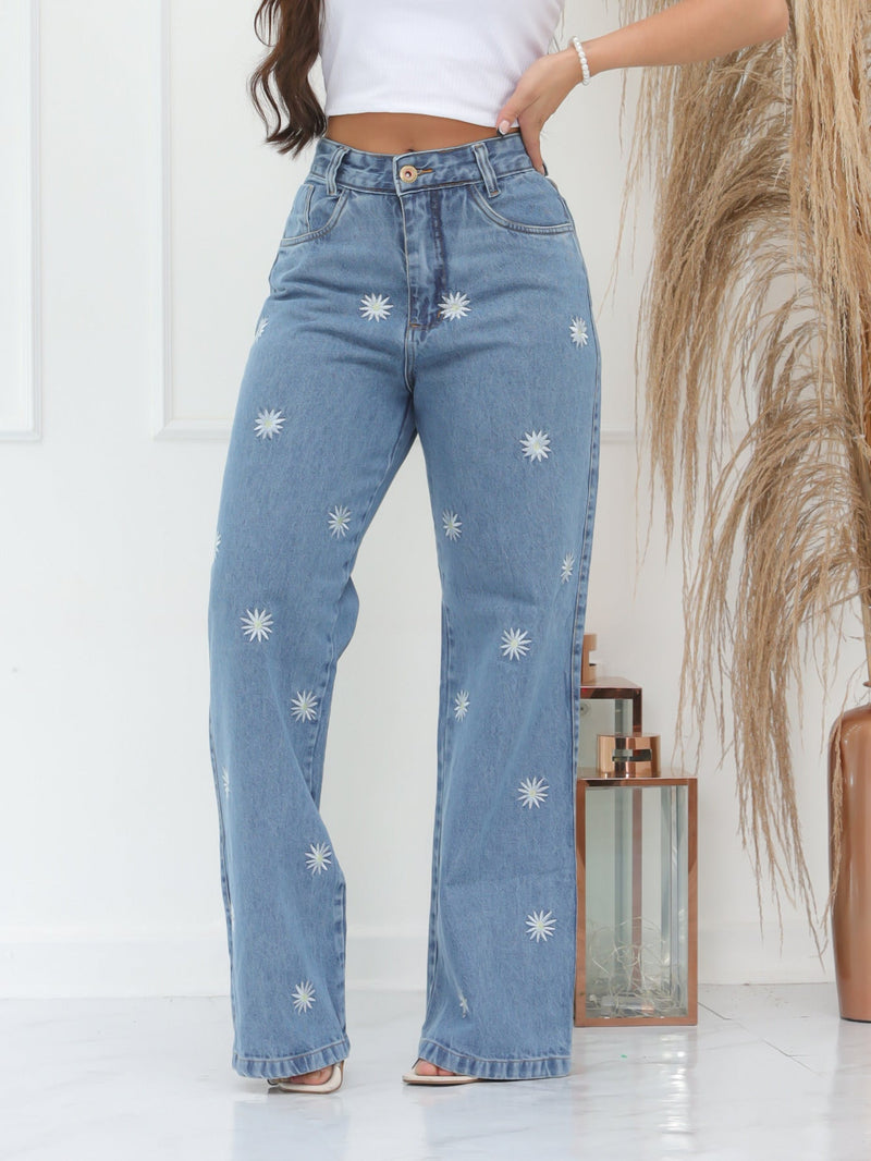 Calça jeans bordada