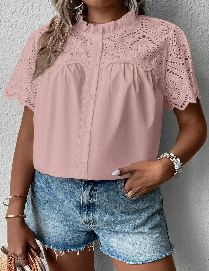 Blusa com detalhes em lese